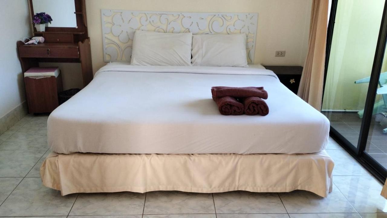 Ban Saiyuan Massuwan Karon Beach المظهر الخارجي الصورة
